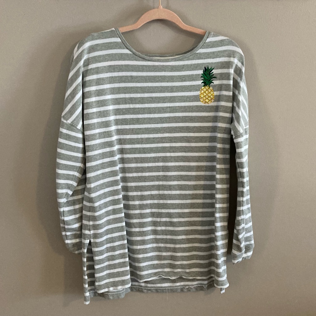 $6bundled Crown & Ivy Shirt